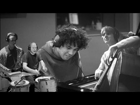 Warren Louie video