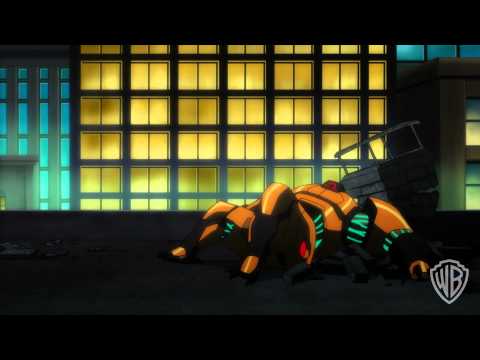 JUSTICE LEAGUE: WAR Clip Shows Batman and Green Lantern's First Meeting