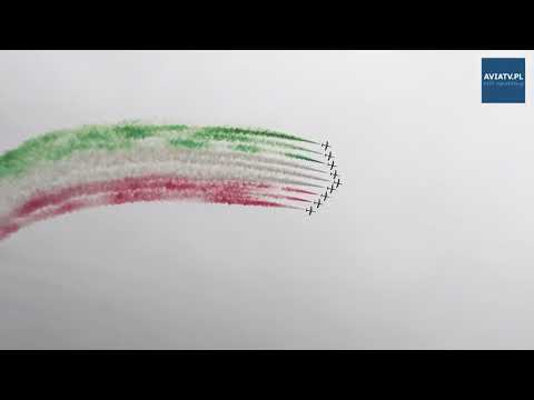 Air Show Radom 2018 -  Frecce Tricolori final - Luciano Pavarotti