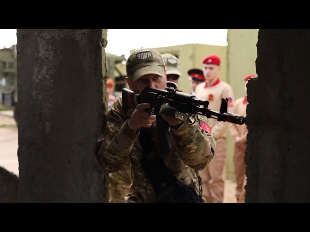 Военно-патриотическая школа «Мужество» с триумфом вернулась из Волгограда