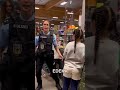 Die Polizei Während Der Arbeit Shorts