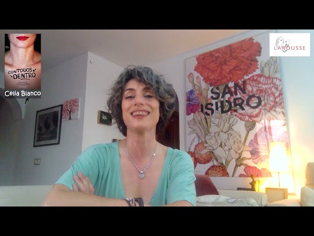 Vídeo relacionado con Con dos tacones