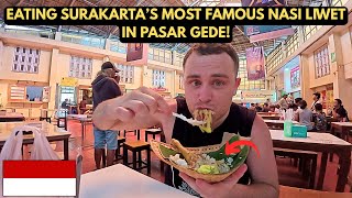 Download lagu American Tries NASI LIWET in Surakarta Indonesia! 🍚🇮🇩 (Pasar Gede Traditional Food) mp3