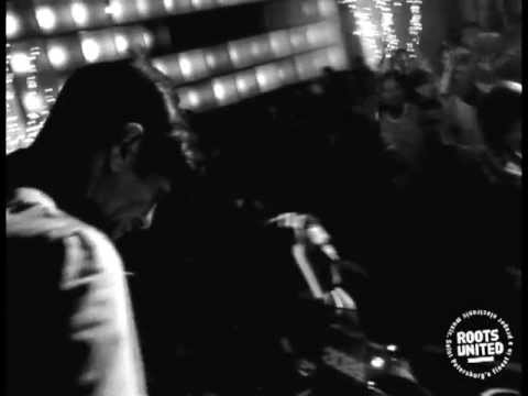 Roots United w/ Martyn (NL). Efir club