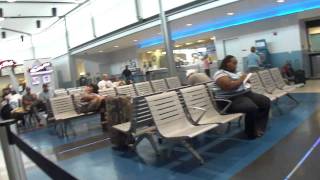 preview picture of video 'Greyhound bus trip through northern U.S.: (11) St. Louis, Missouri to Columbus Ohio 2010-08-30'
