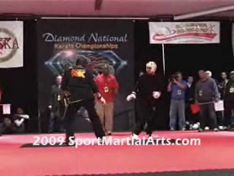 BJ Carnahan v Elias Lemon - Men's team sparring - 2009 Diamond Nationals