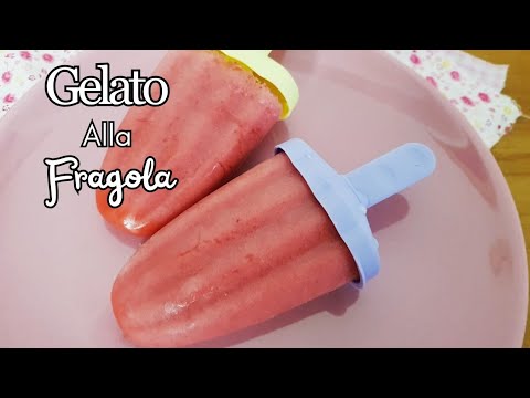 ERDBEEREIS cremig und ohne Eismaschine