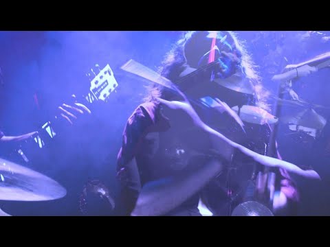 Eskiz - "Deliriyorum" (Official Video)