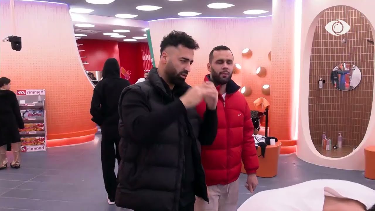 Momente të bukura në shtëpi, Mal dhe Stenaldo këndojnë së bashku