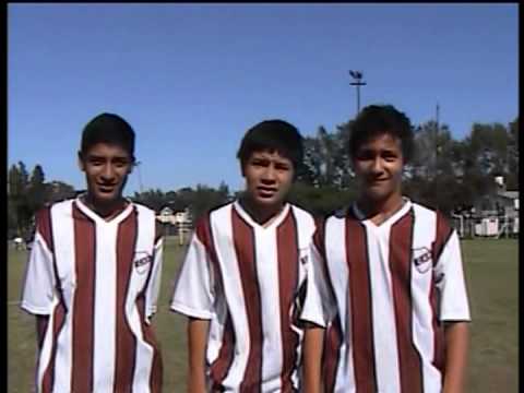 www.sabadogol.net FUTBOL INFANTIL  CATEGORIA 2000. EXCURSIONISTAS - PLATENSE. 14-4-13.