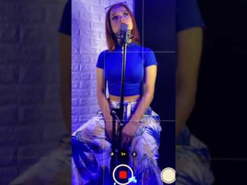 AZUL J BALVIN COVER GRECIA RECINOS