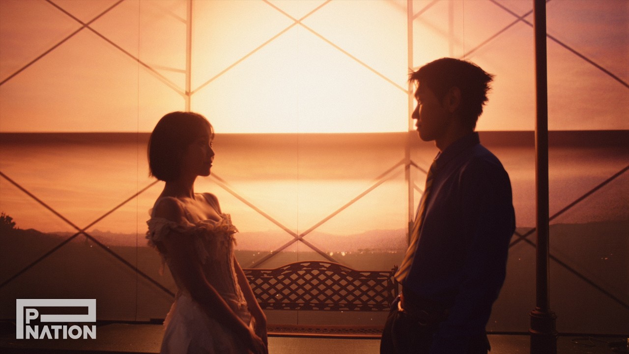 Terjemahan dan Makna Lirik Seesaw oleh Crush feat IU