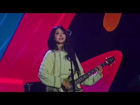신년 고민중독 히나 직캠