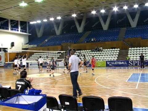 U Cluj - Kommunalnik Grodno ( Volei Challenge Cup)