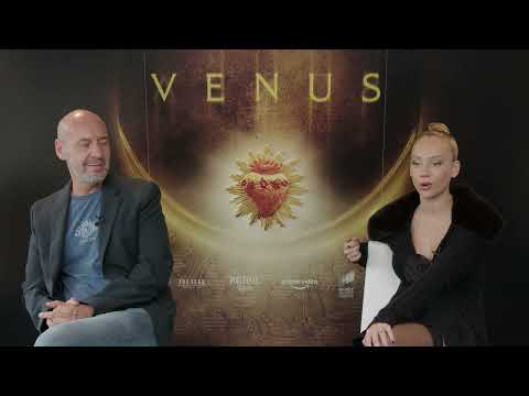 Entrevista a Jaume Balagueró y Ester Expósito sobre Venus