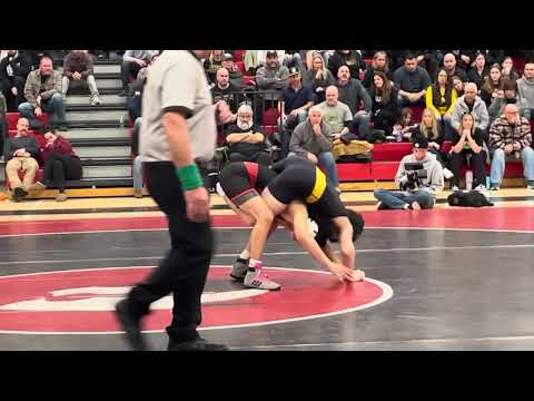 Southern's Banos makes big move in Shore wrestling match.