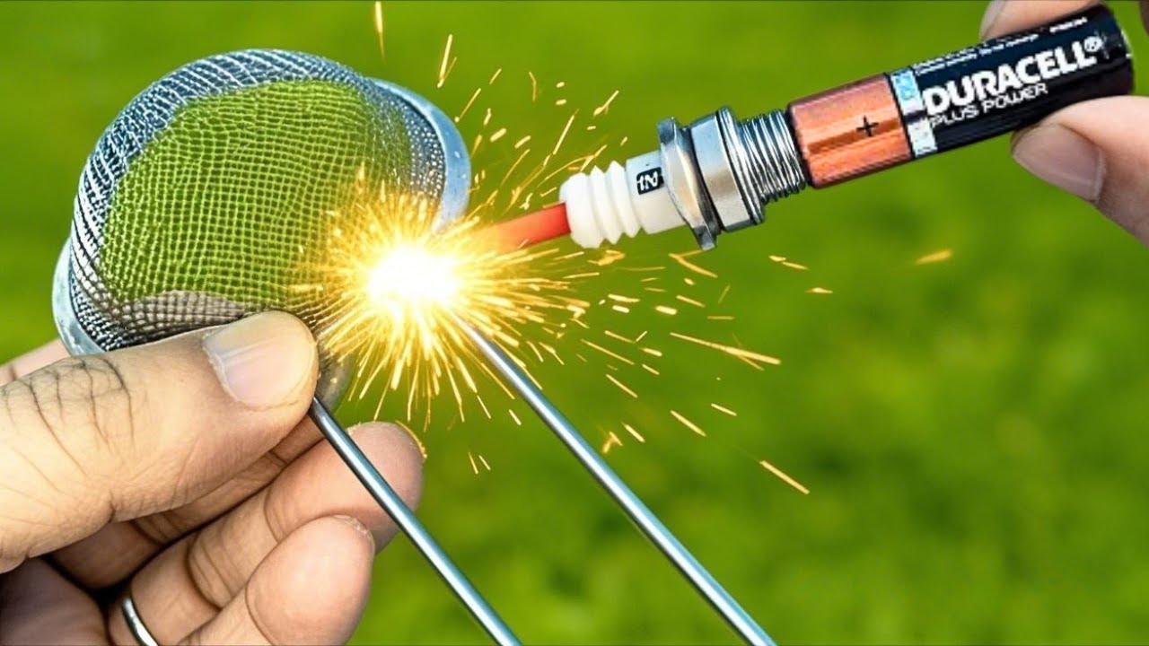 Don't throw away Old Batteries!Genius Invention with Welding Machine that you won't Believe😱