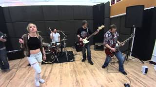 Broken Diamond - Hold