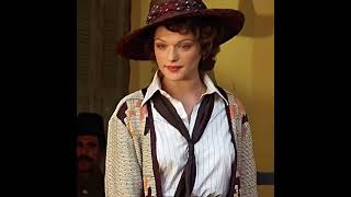 Download lagu Rachel Weisz as Evelyn Carnahan O’Connell in The Mummy mp3