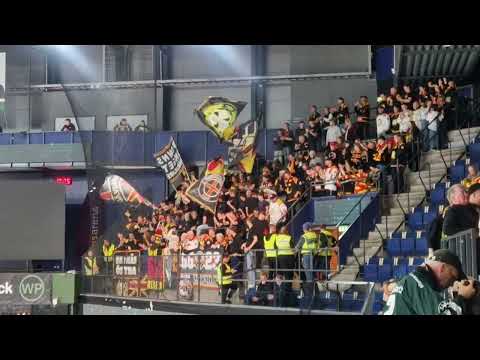 Brynäs fans i Löfbergs Arens mot Färjestad 04.10.2025