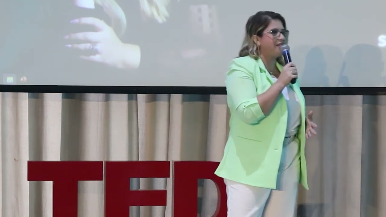 O PODER DE SE AUTOCONHECER | Priscilla Caminha | TEDxCampoGrande