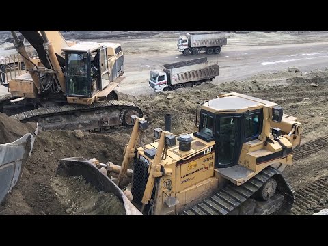 Caterpillar D8R Bulldozer Preparing The Ground For Caterpillar 375 Excavator-Sotiriadis/Labrianidis