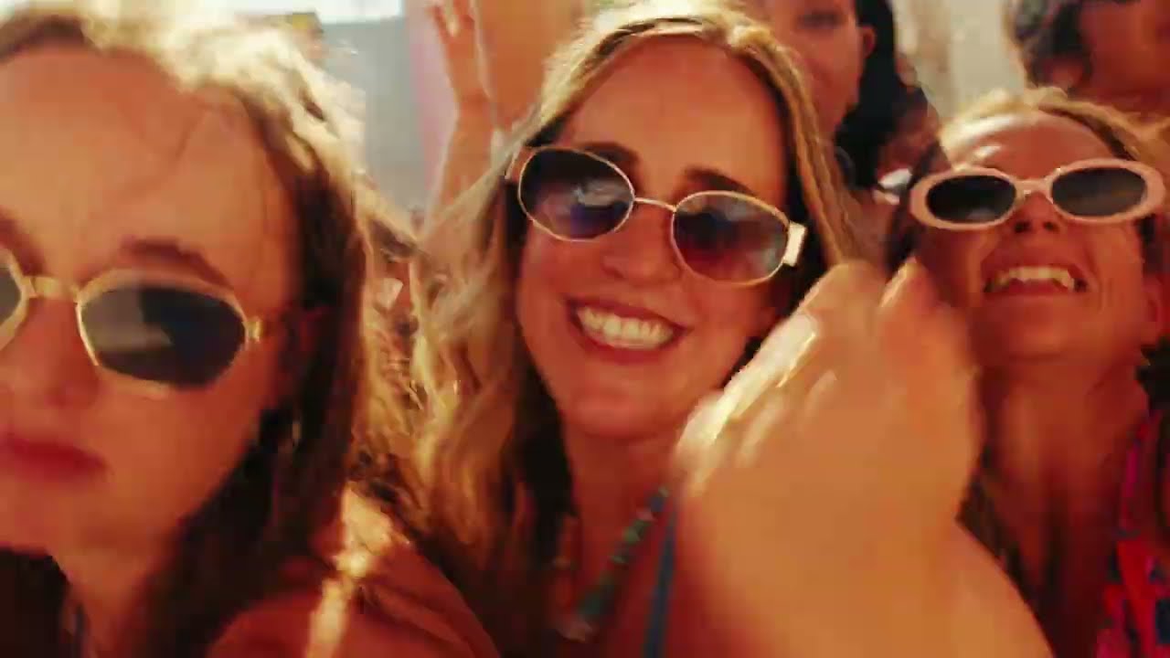 NO BROKE BOYS  jetzt Video ansehen