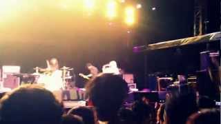 Yeah Yeah Yeahs - Bang (Live)