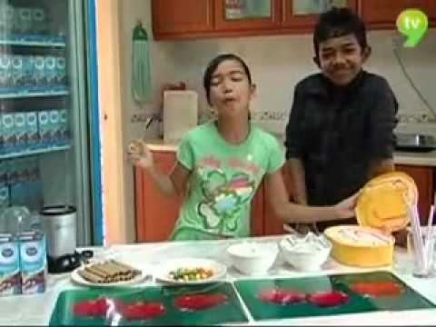 Dayana idola kecil buat Milkshake strawberi