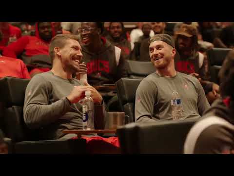 Mentalist Oz Pearlman dazzles the Tampa Bay Buccaneers | NFL on ESPN