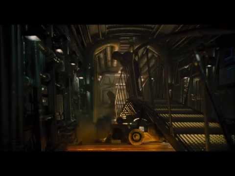 Snowpiercer (US Red Band Trailer)