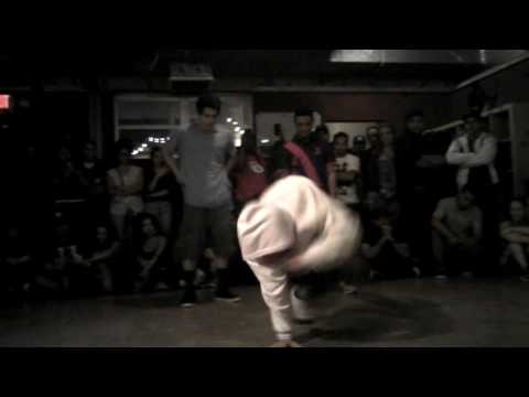 IPHLOW 4 - Kong & Zues VS Flipside Kingz - Top 16