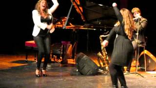 MARIA TOLEDO fin de fiestas por tangos (en directo desde el teatro López de Ayala de Badajoz)