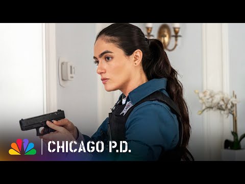 Serial Killer Escapes With Young Granddaughter | Chicago P.D. | NBC