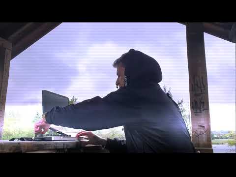 Feiertag feiern (8Uhr Morgens)