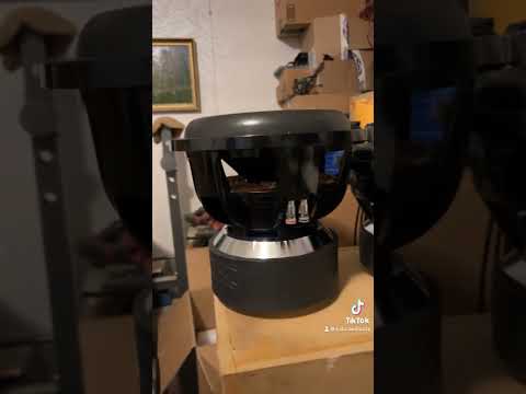 Sundown X12 V.3 vs Skar Audio VXF 12 Size Comparison