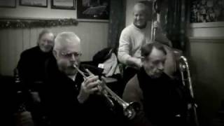 I'M IN THE MOOD FOR LOVE - JAZZ BAND.