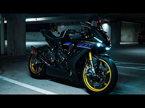 POV: 23 UHR FAHREN MIT EINER YAMAHA R1M 2024 FÜR 35.000 $ | RAW EXHAUST