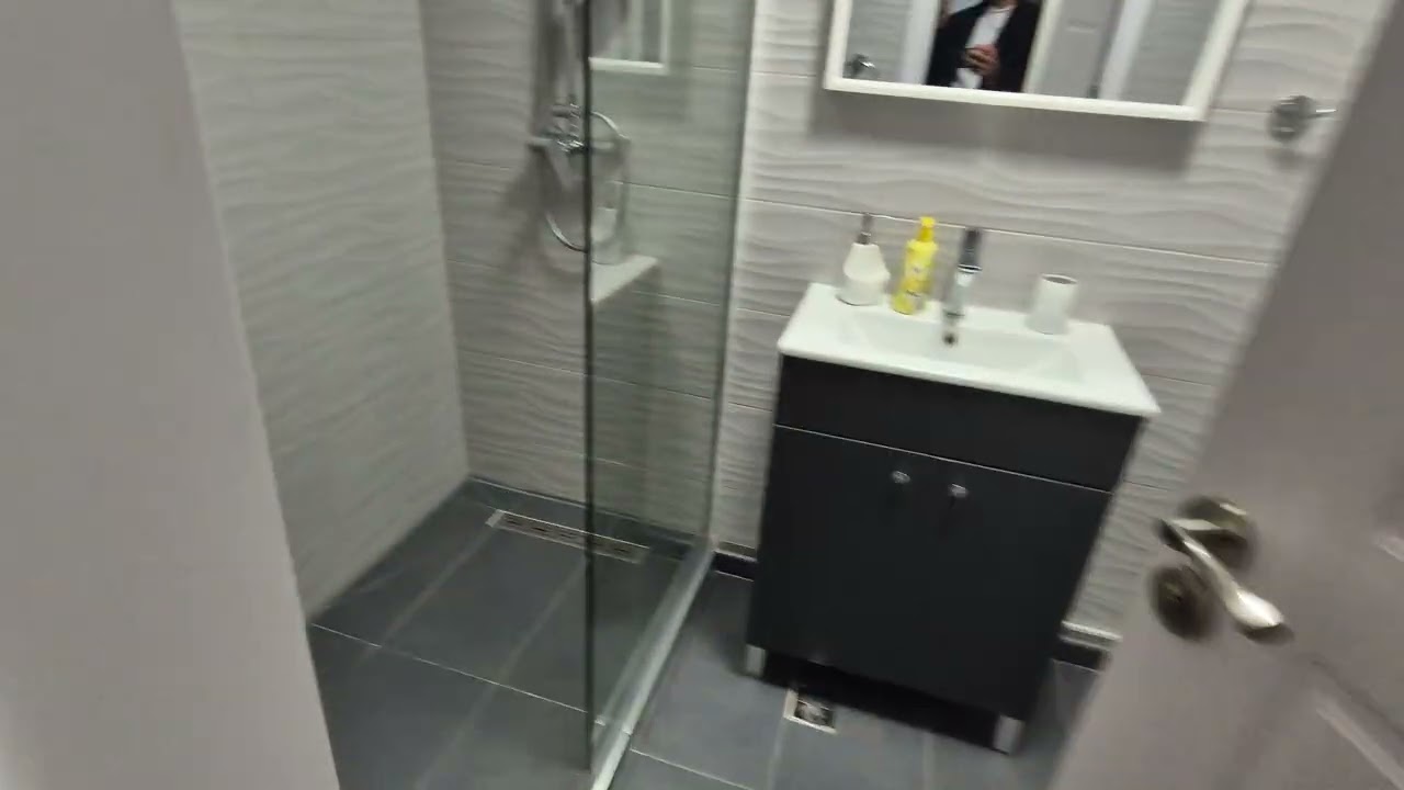 Tur video Garsoniera Calea Calarasilor Bucuresti