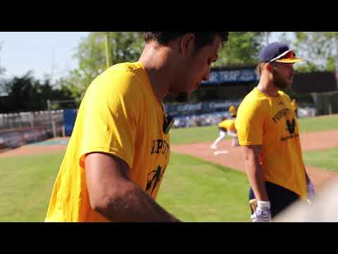 Growlers Mic'd Up: Devin Burkes