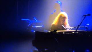 Loreena McKennit, &quot;Down by the Sally Garden&quot; live