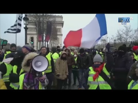 Scontro Roma - Parigi sull'appoggio dei 5 Stelle ai gilet gialli