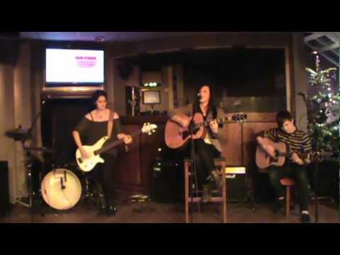 The Samantha Durnan Band live at Teesside University