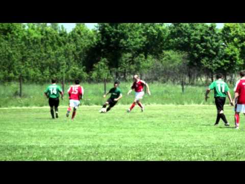 Akcja bramkowa Sokoła. Zdobywcą gola Krzysztof Węgrzyn