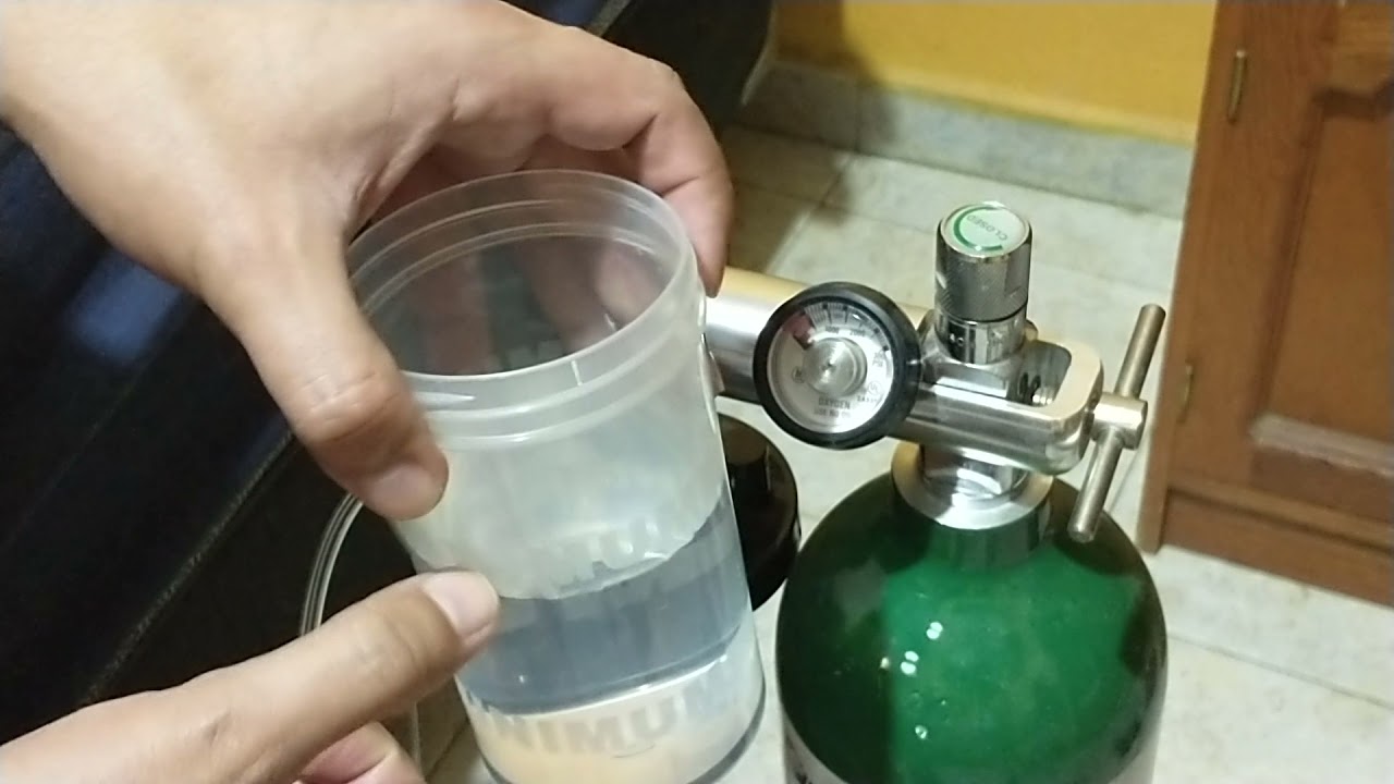 Watch Tutorial Cómo usar un de tanque de oxígeno, tipo E capacidad 682 litros Now Tutorial Cómo usar un de tanque de oxígeno, tipo E capacidad 682 litros
