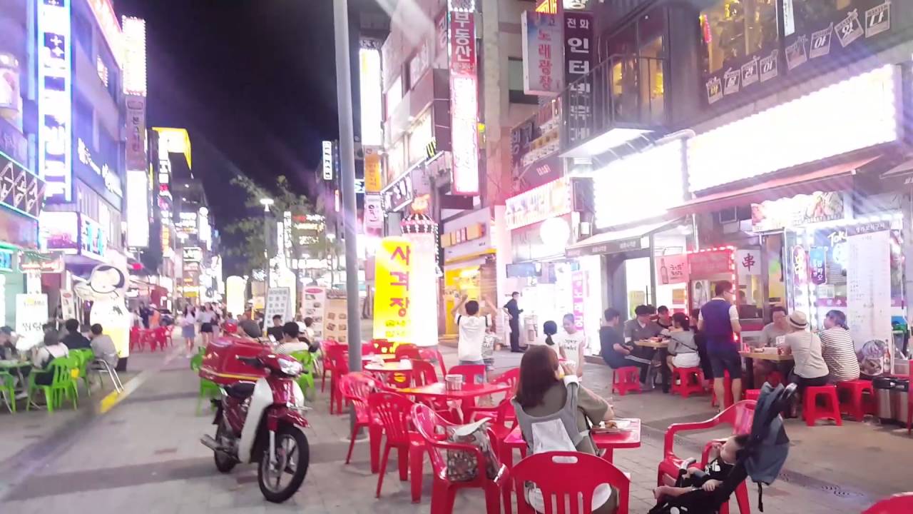 Dạo phố đêm trung thu Hàn Quốc - Đèn sáng rực rỡ - Tha Thu Sơn Tùng MTP