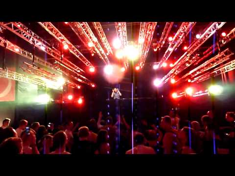 Dennis Sheperd plays KhoMha - Mind Gamer (Dennis Sheperd Intro Edit) @ ASOT 550 Den Bosch 2/7