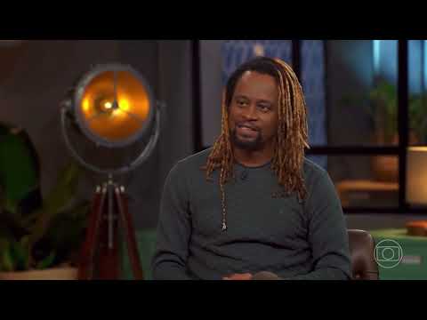 A experiência de cantar “Sou você” ao lado de Caetano Veloso - Conversa com Bial