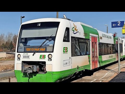 Einfahrt der EB13 mit 15 min Verspätung in den Bahnhof Hof Hbf
