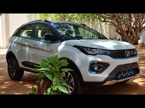 #Exclusive : Tata Nexon EV Glacier White Colour - First Look | XZ+ Variant | AutoTrend !!